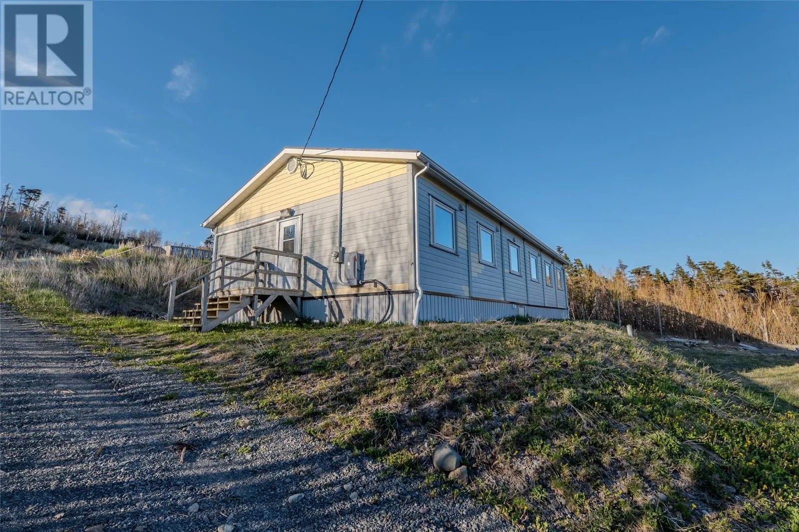 28 Old Settlement Hill