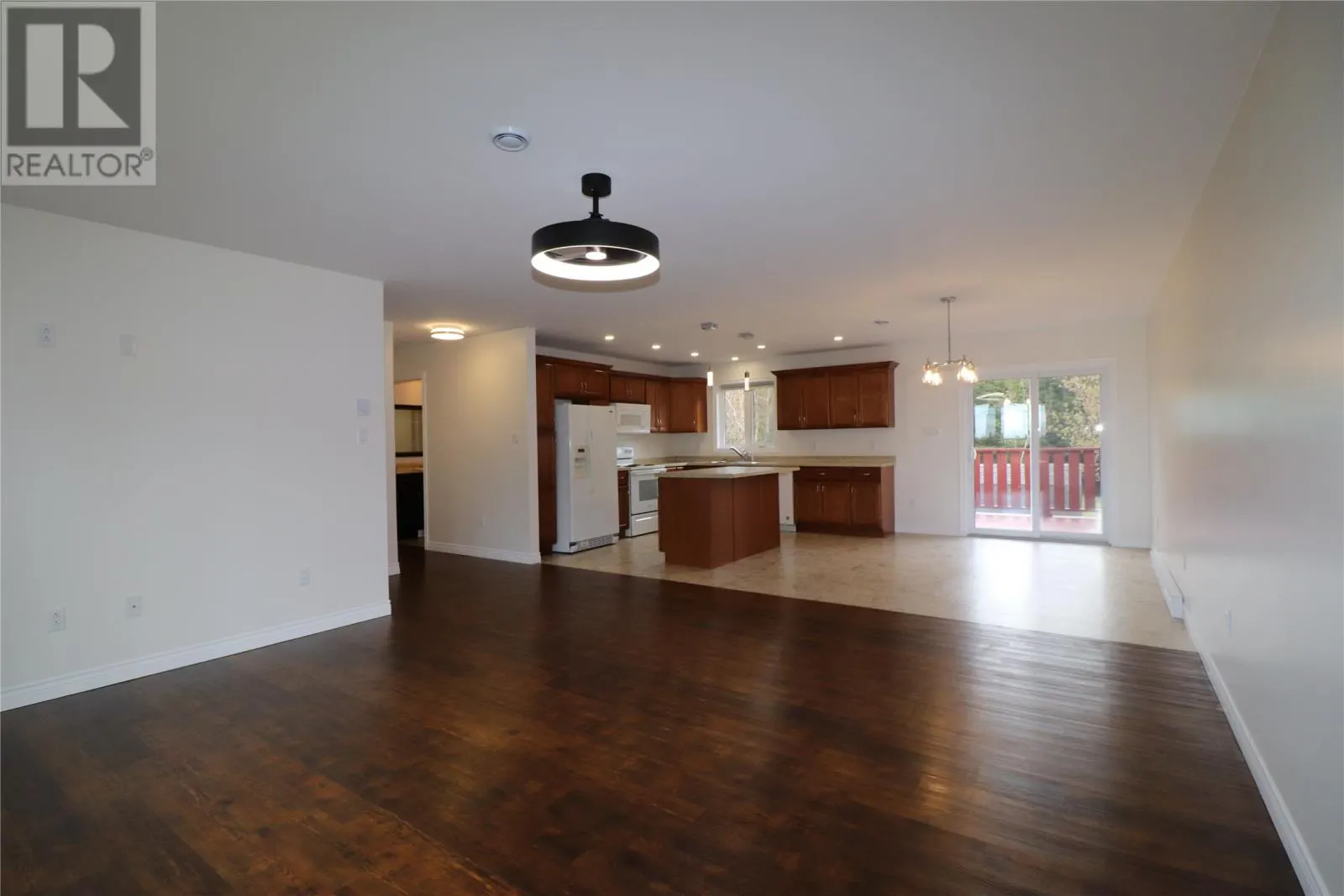 7 Squires Road