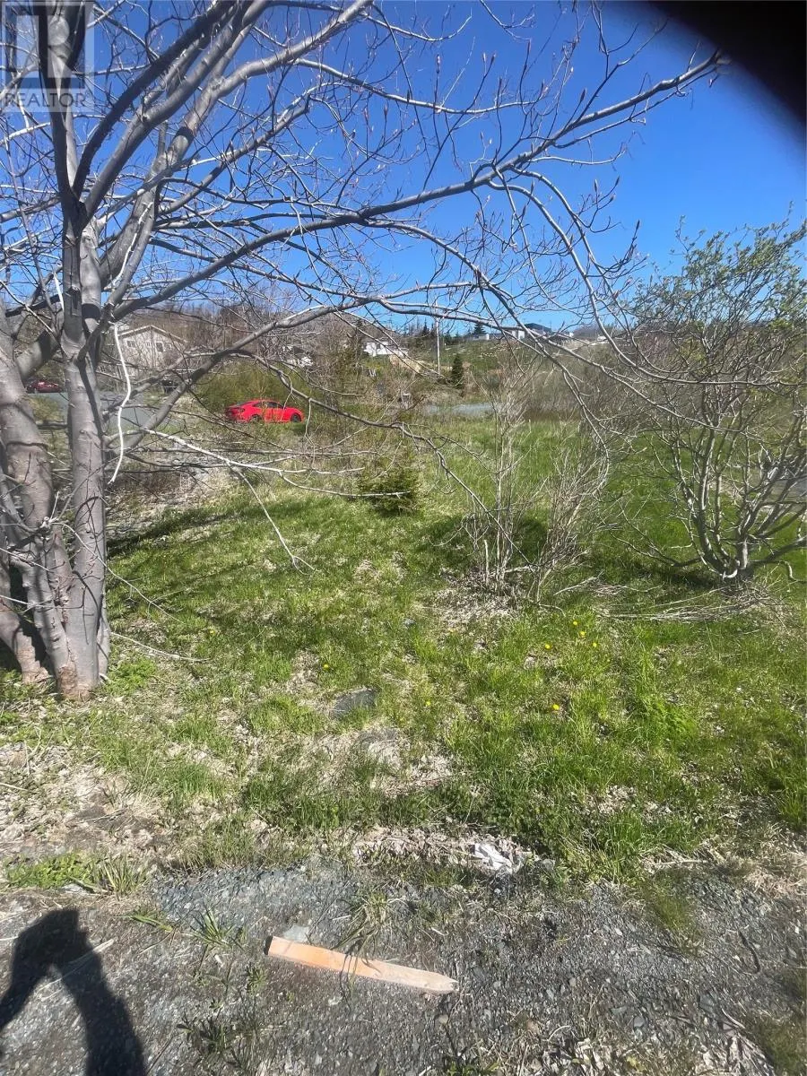2 Moore's Valley Road