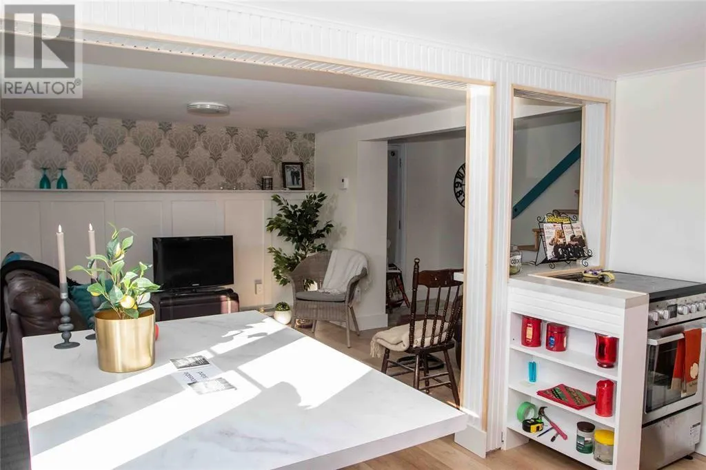 17-19 John Cabot Drive