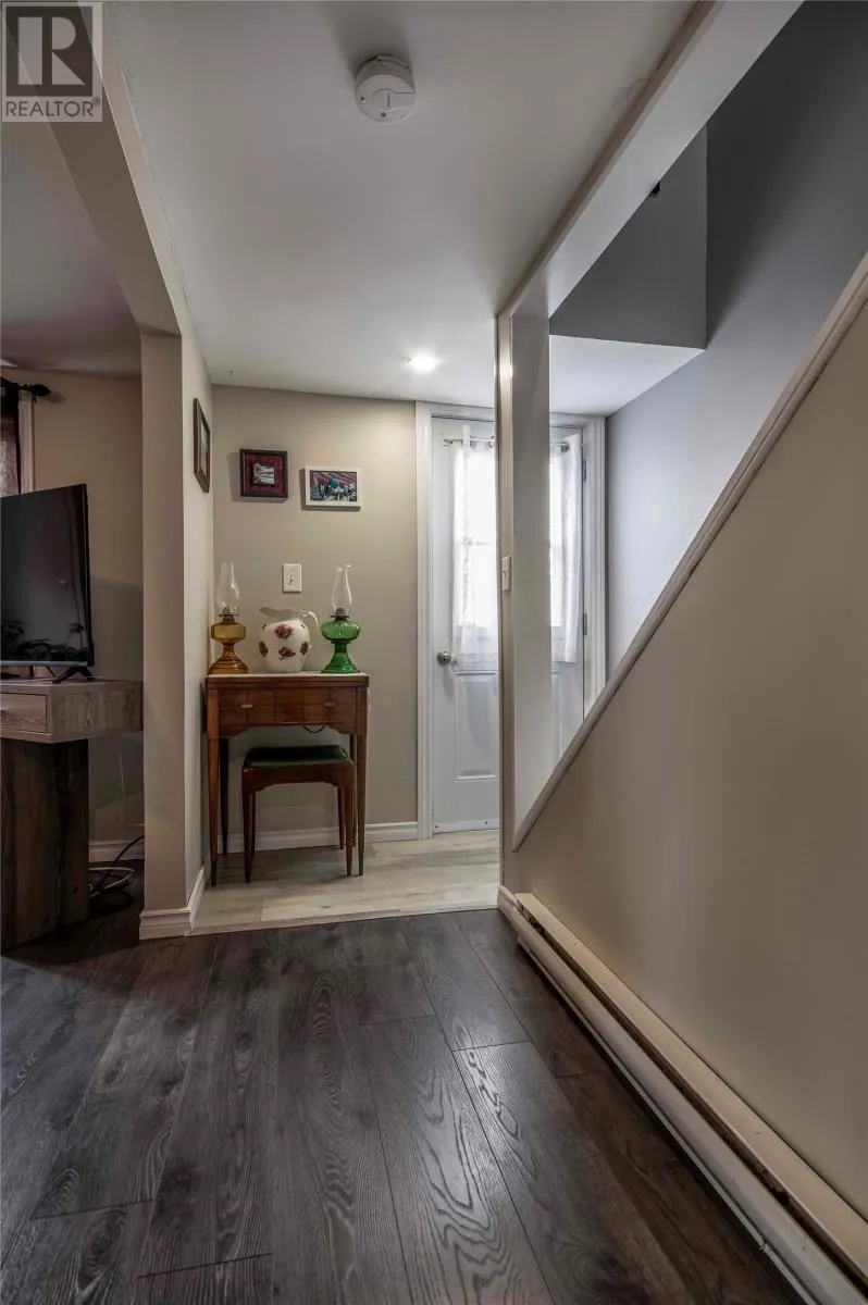 144-148 Country Road