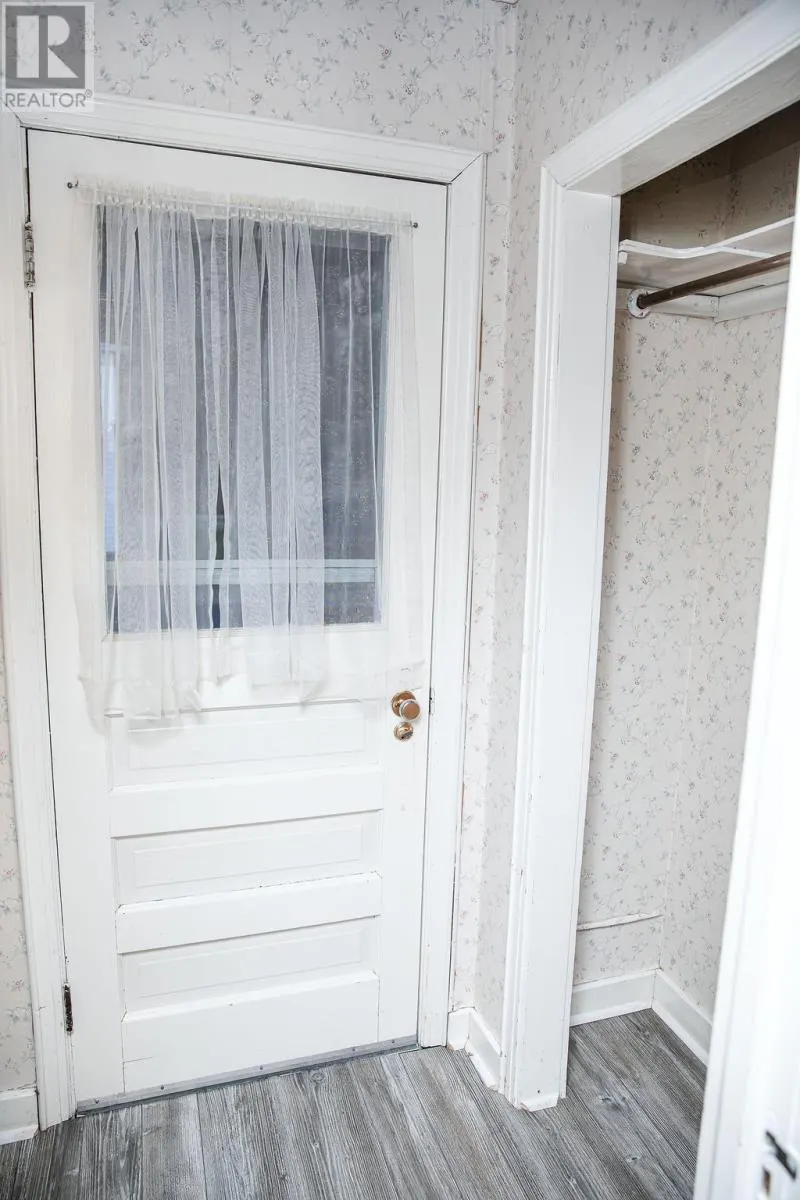 76 Orcan Drive