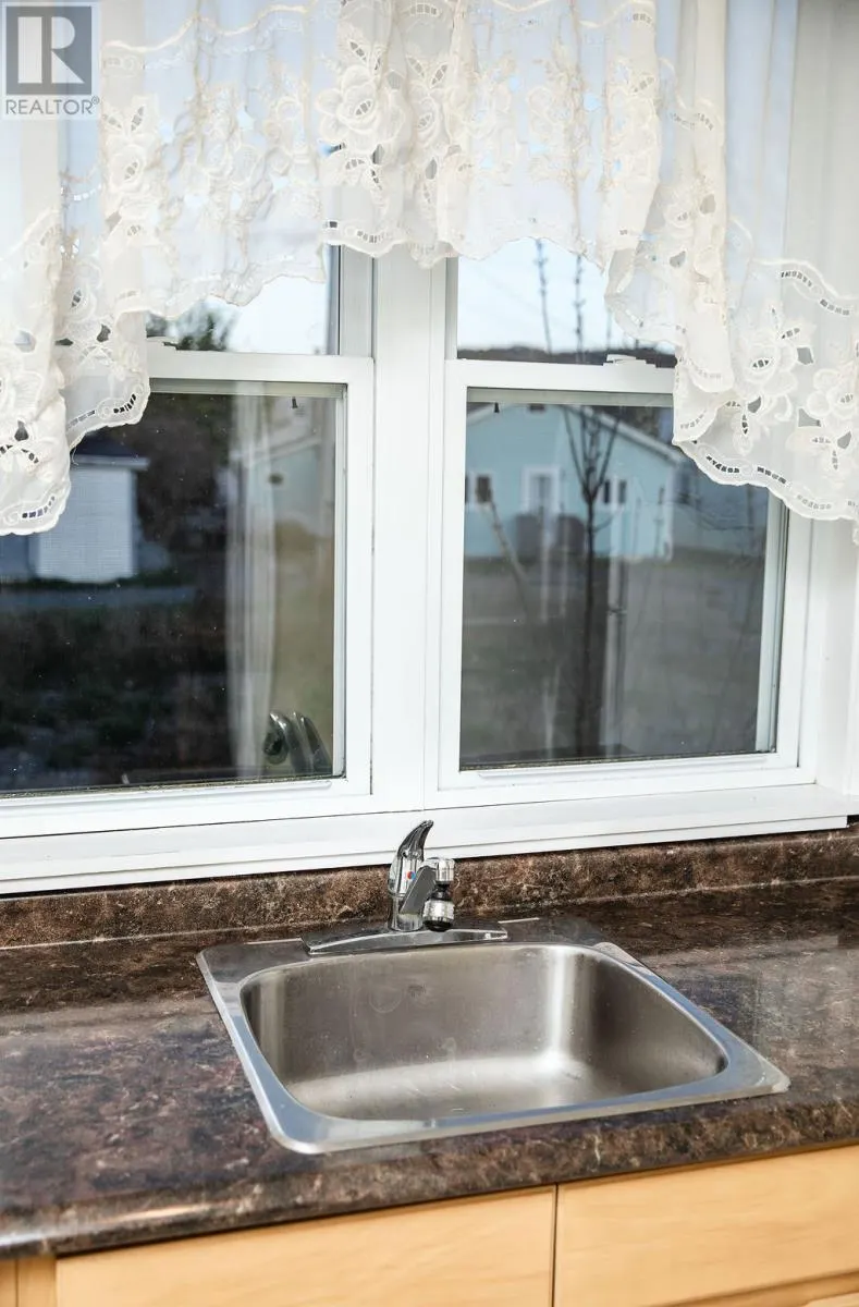 76 Orcan Drive