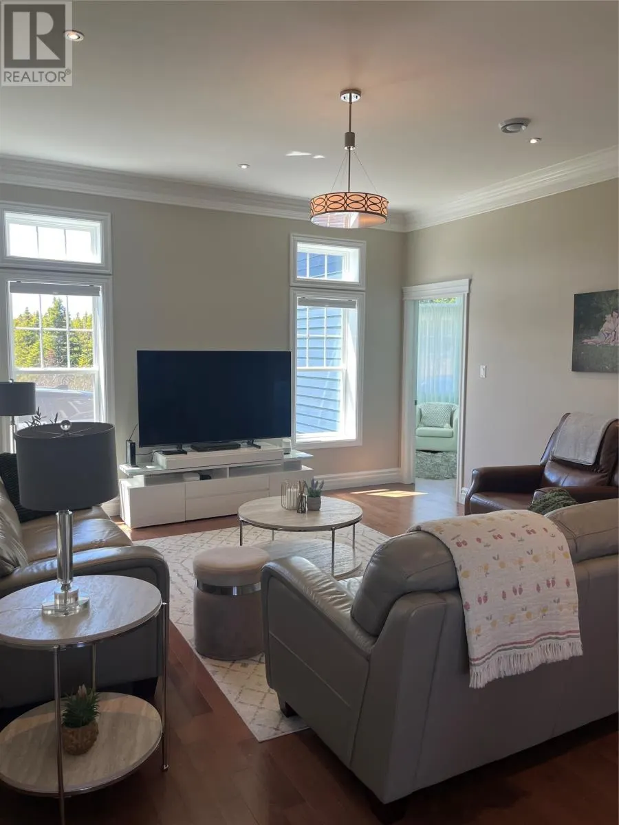 237 John Cabot Drive