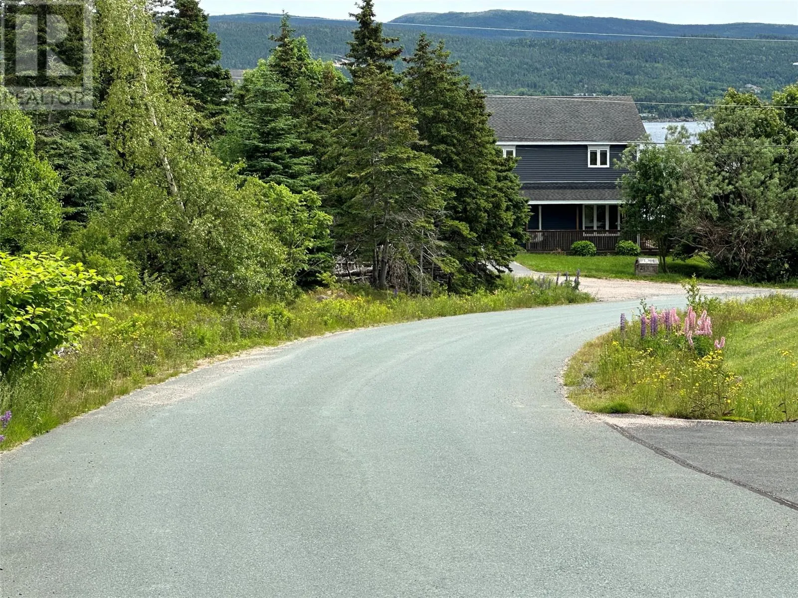 16 Ridge Road