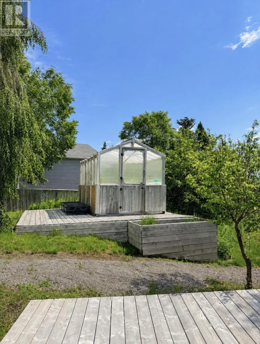 16 Jean D'arc Place
