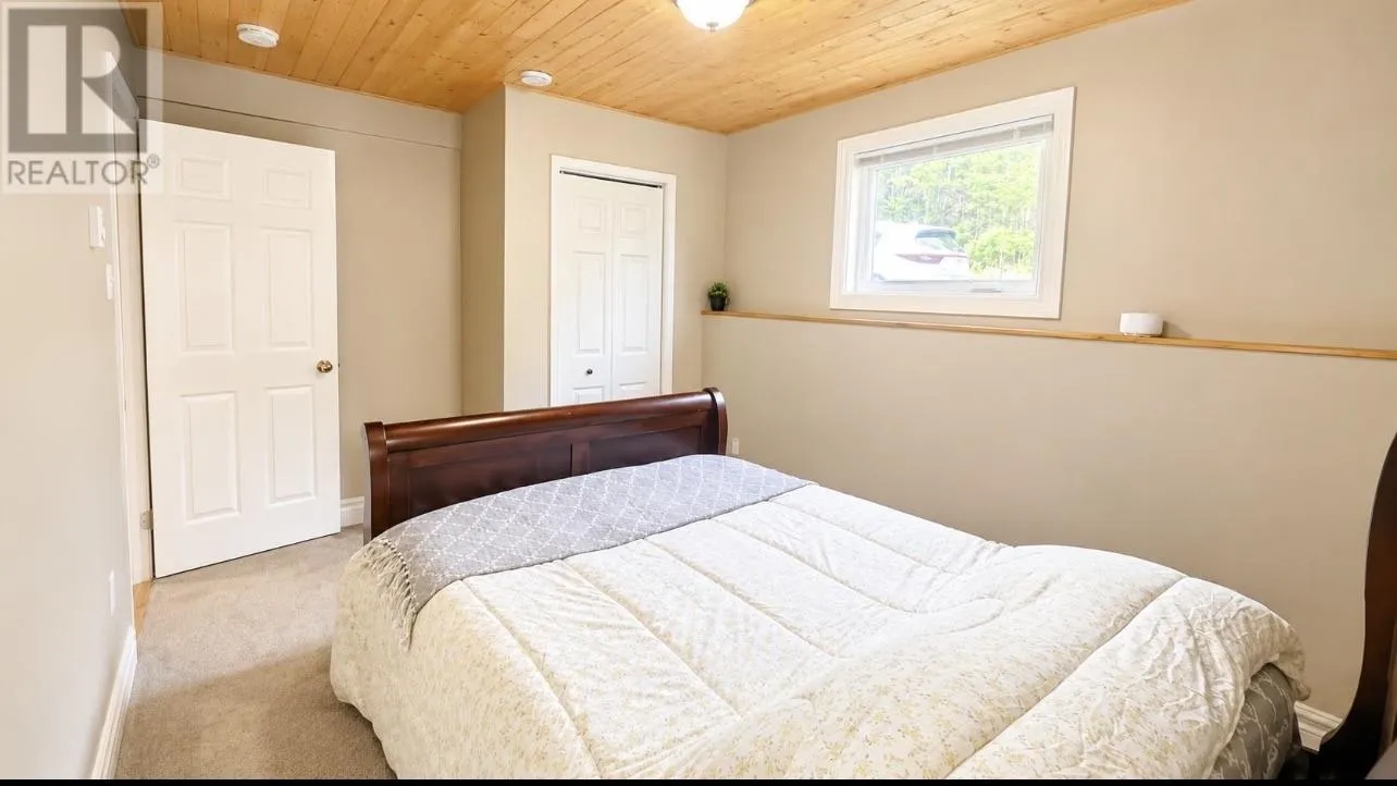 84 Farm Road