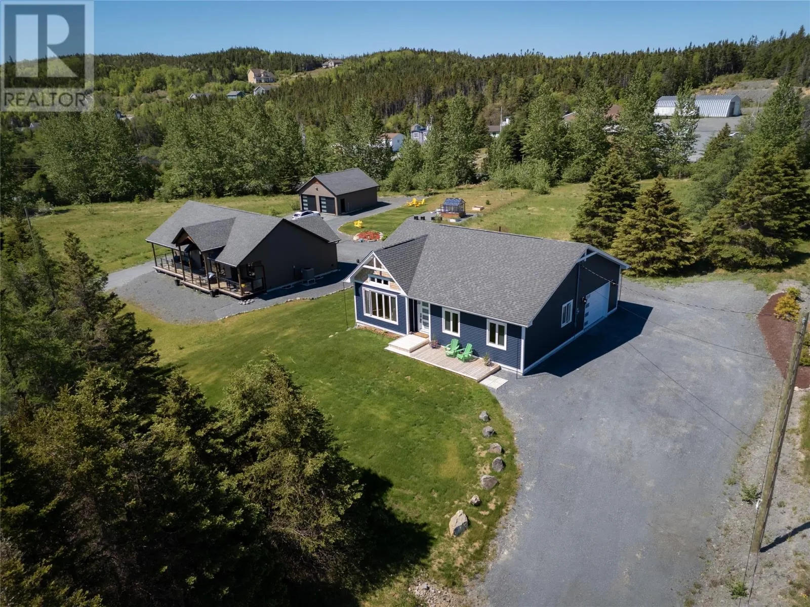 7 Bridle Path