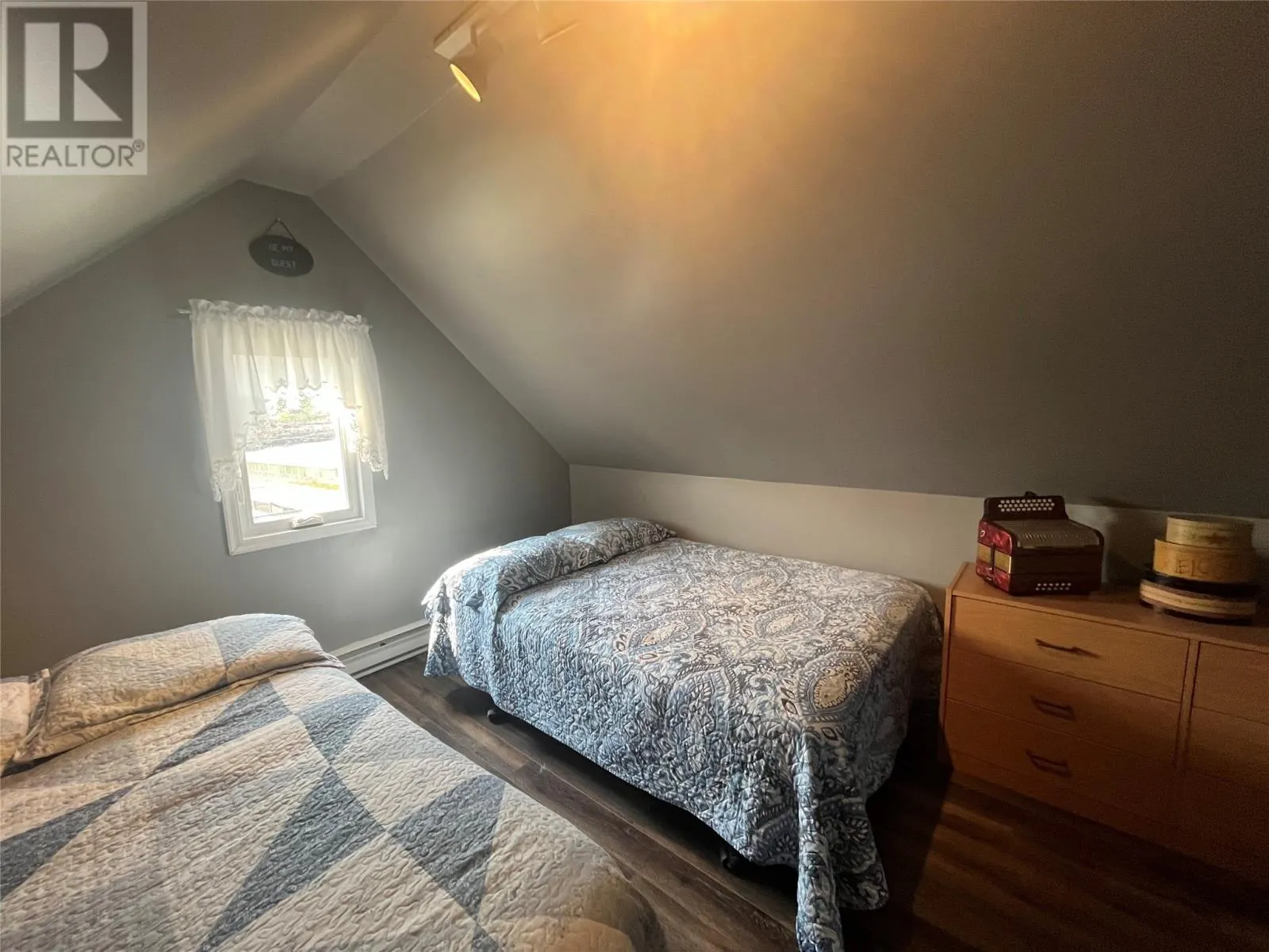 12 Mockbeggar Road