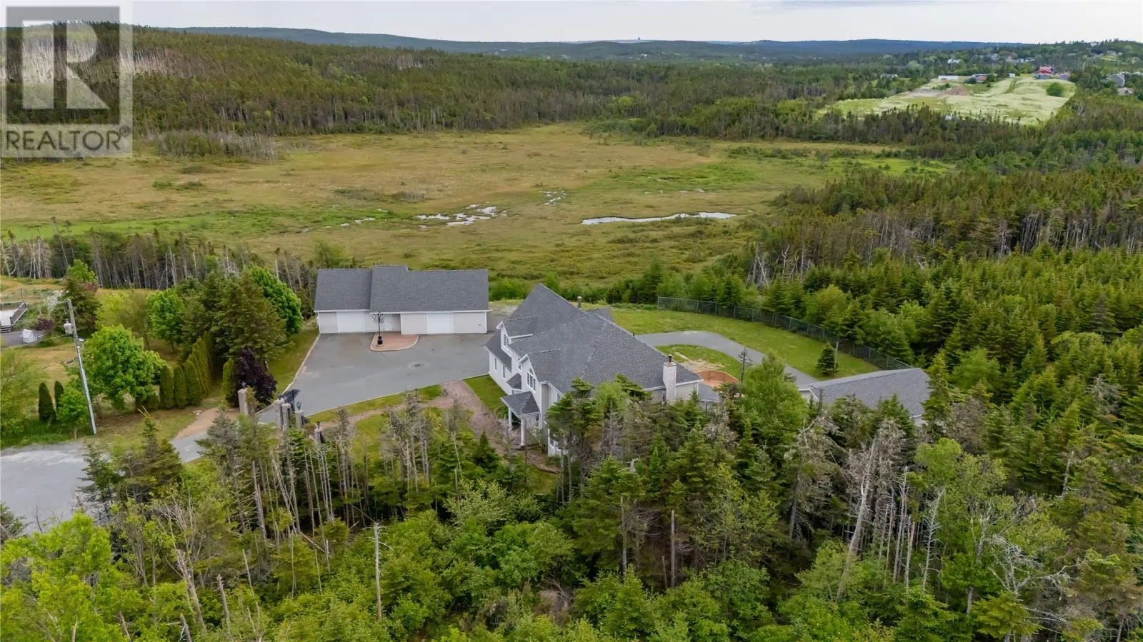 34 OLIVERS POND Place
