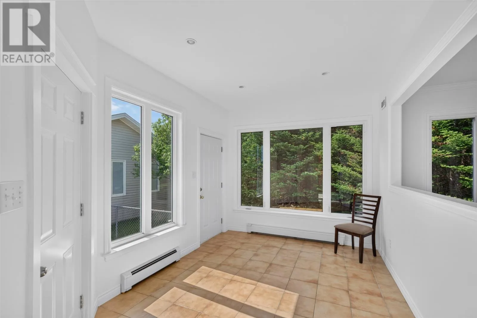 34 OLIVERS POND Place