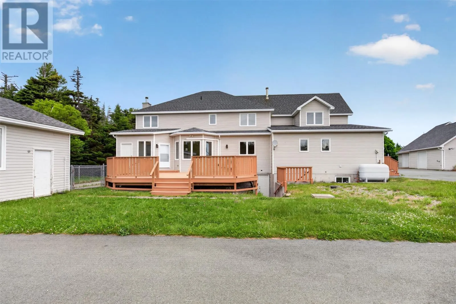 34 OLIVERS POND Place