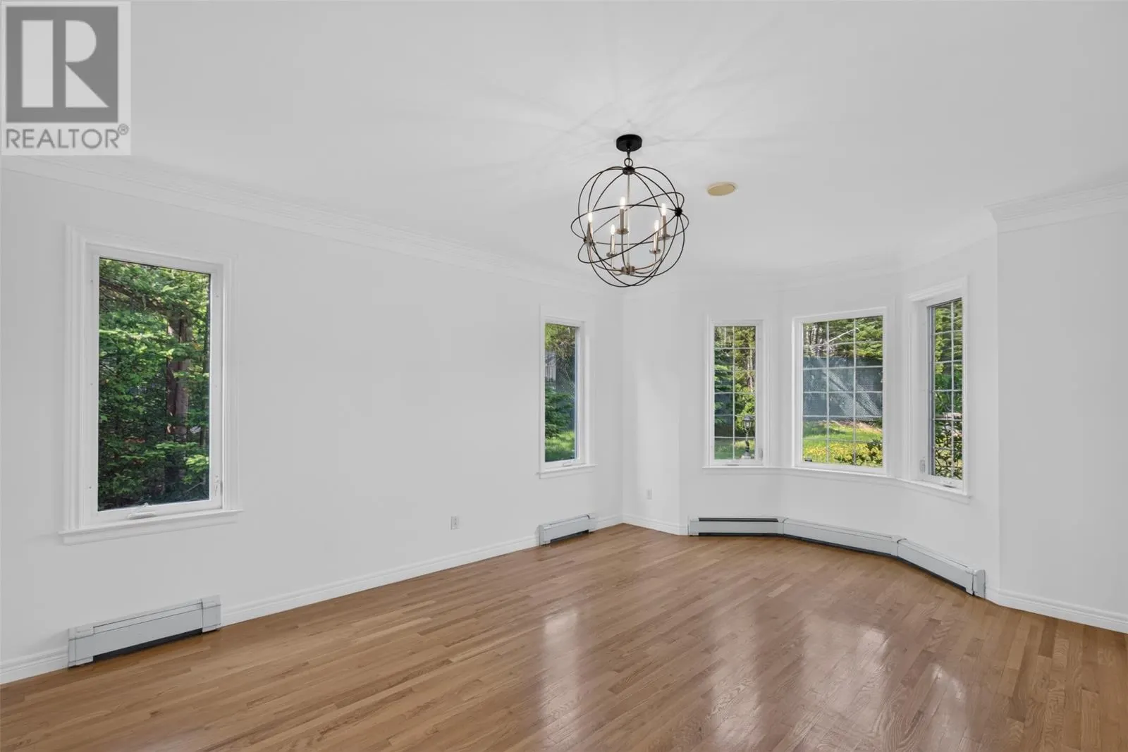 34 OLIVERS POND Place