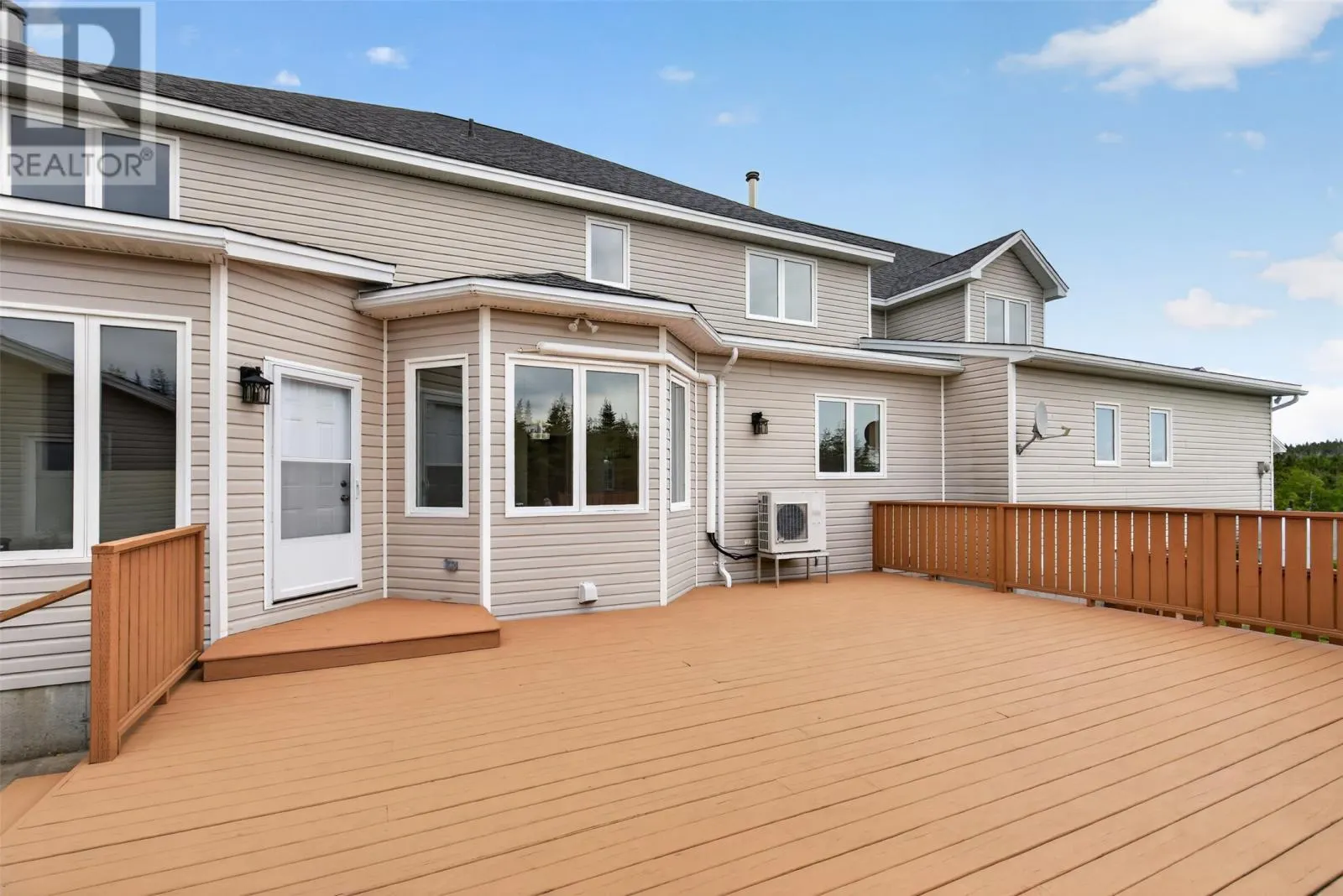 34 OLIVERS POND Place