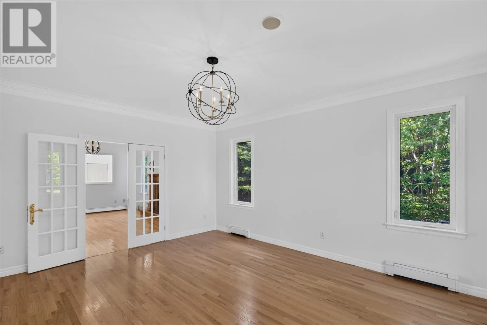34 OLIVERS POND Place