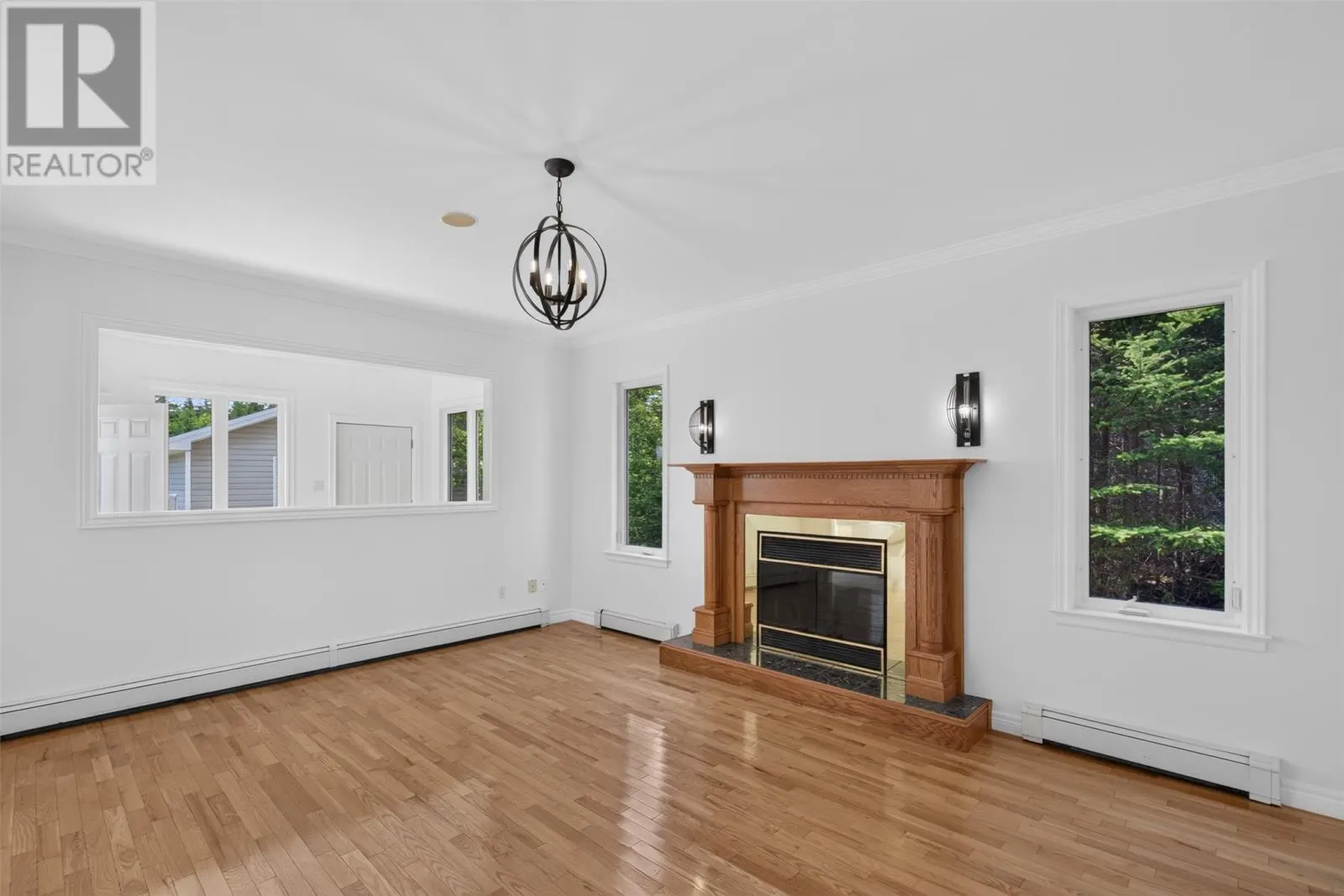 34 OLIVERS POND Place