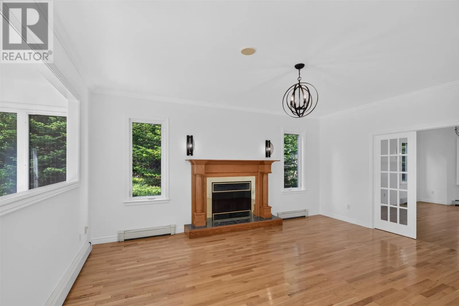34 OLIVERS POND Place