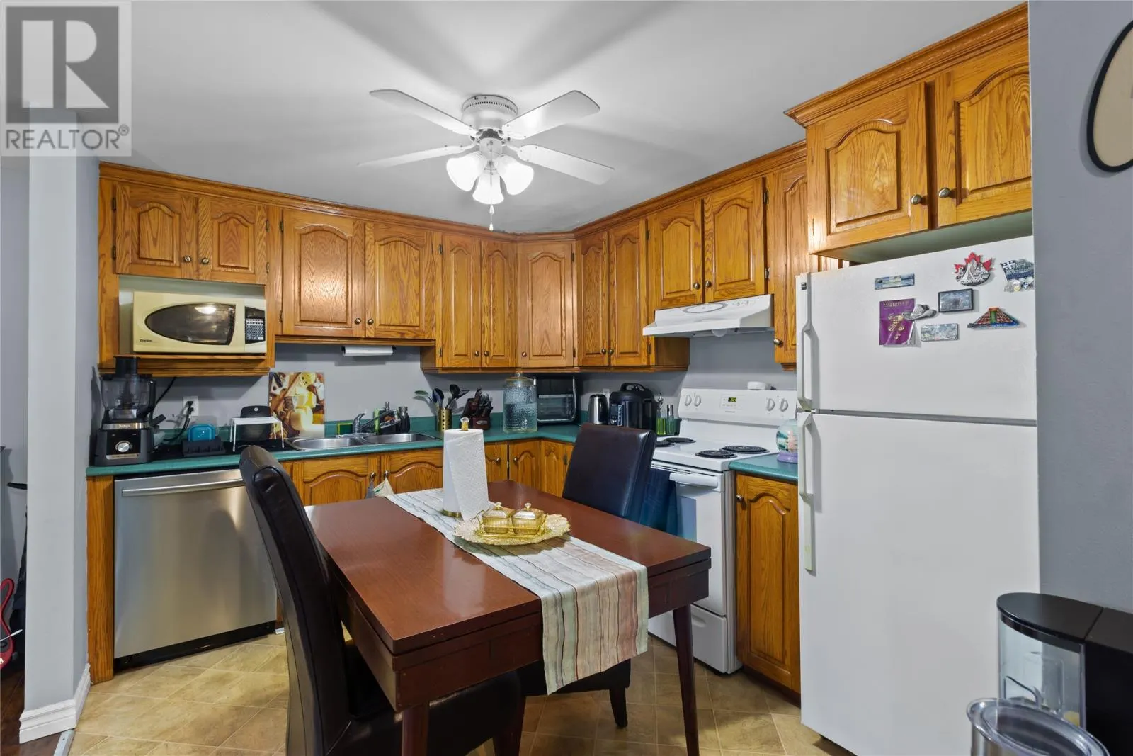 6 Riverview Avenue