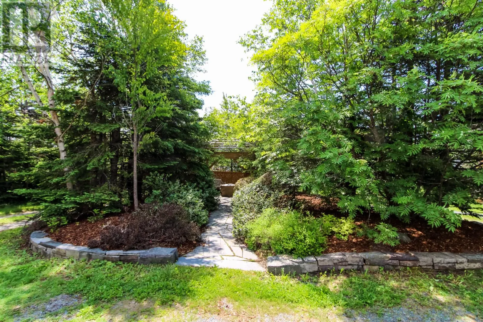 431-435 Dogberry Hill Road