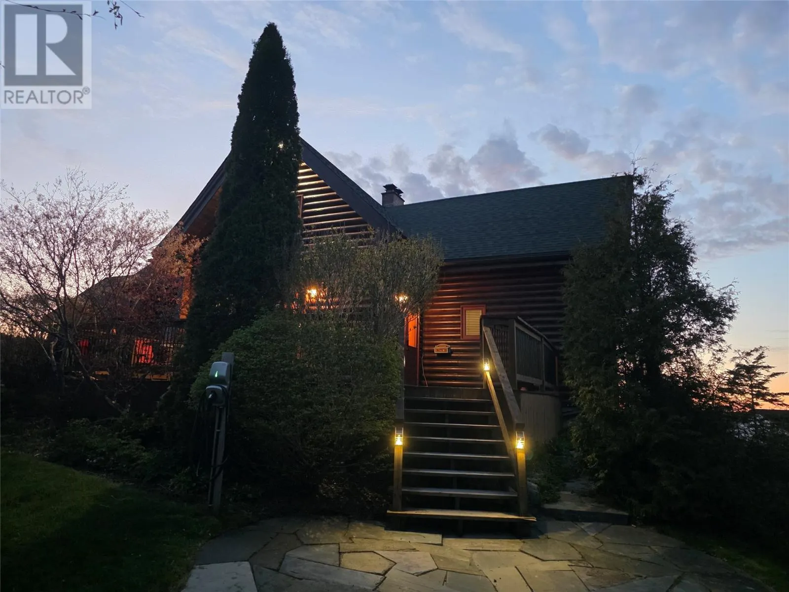 431-435 Dogberry Hill Road
