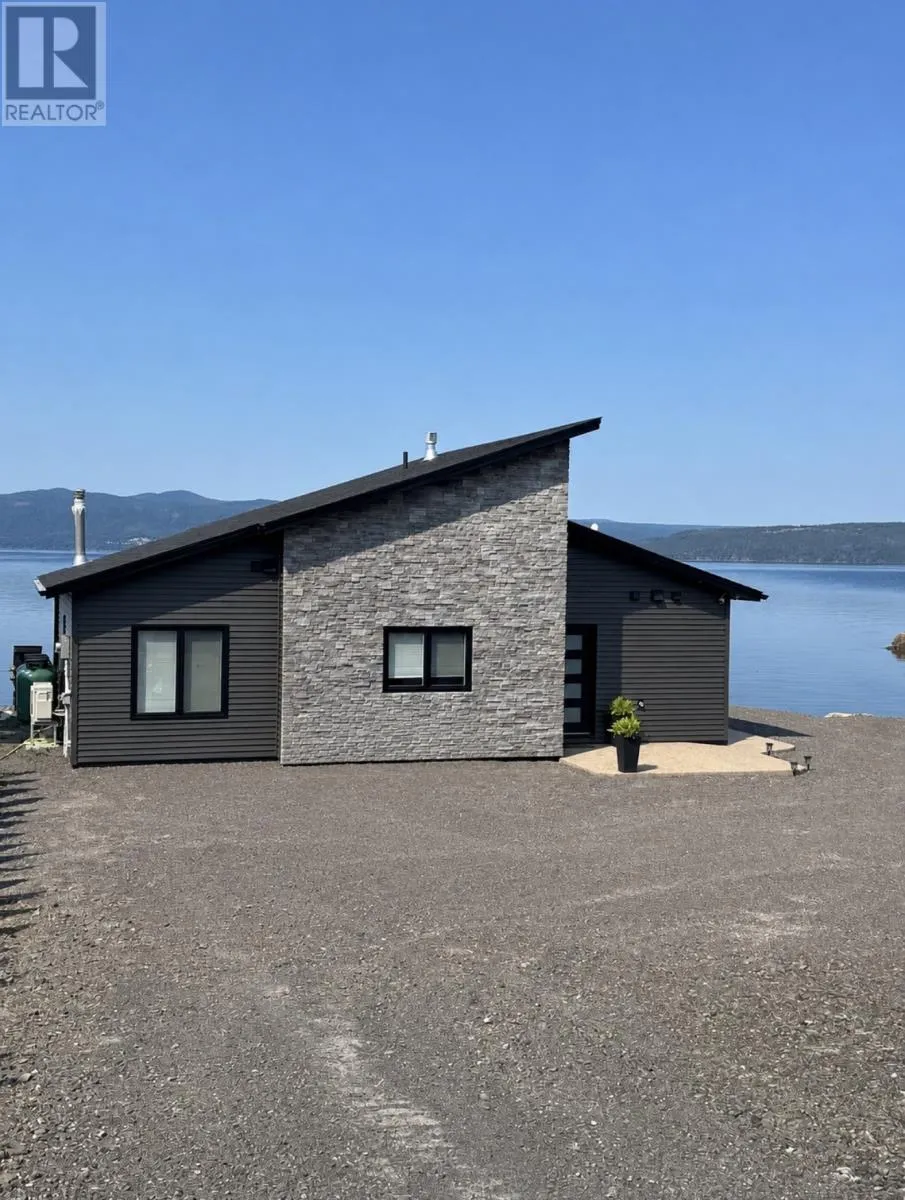 1328 Random Island Road