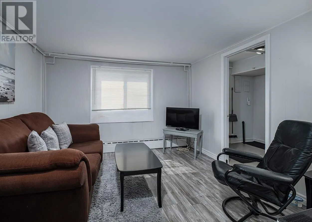 14 Freshwater Crescent