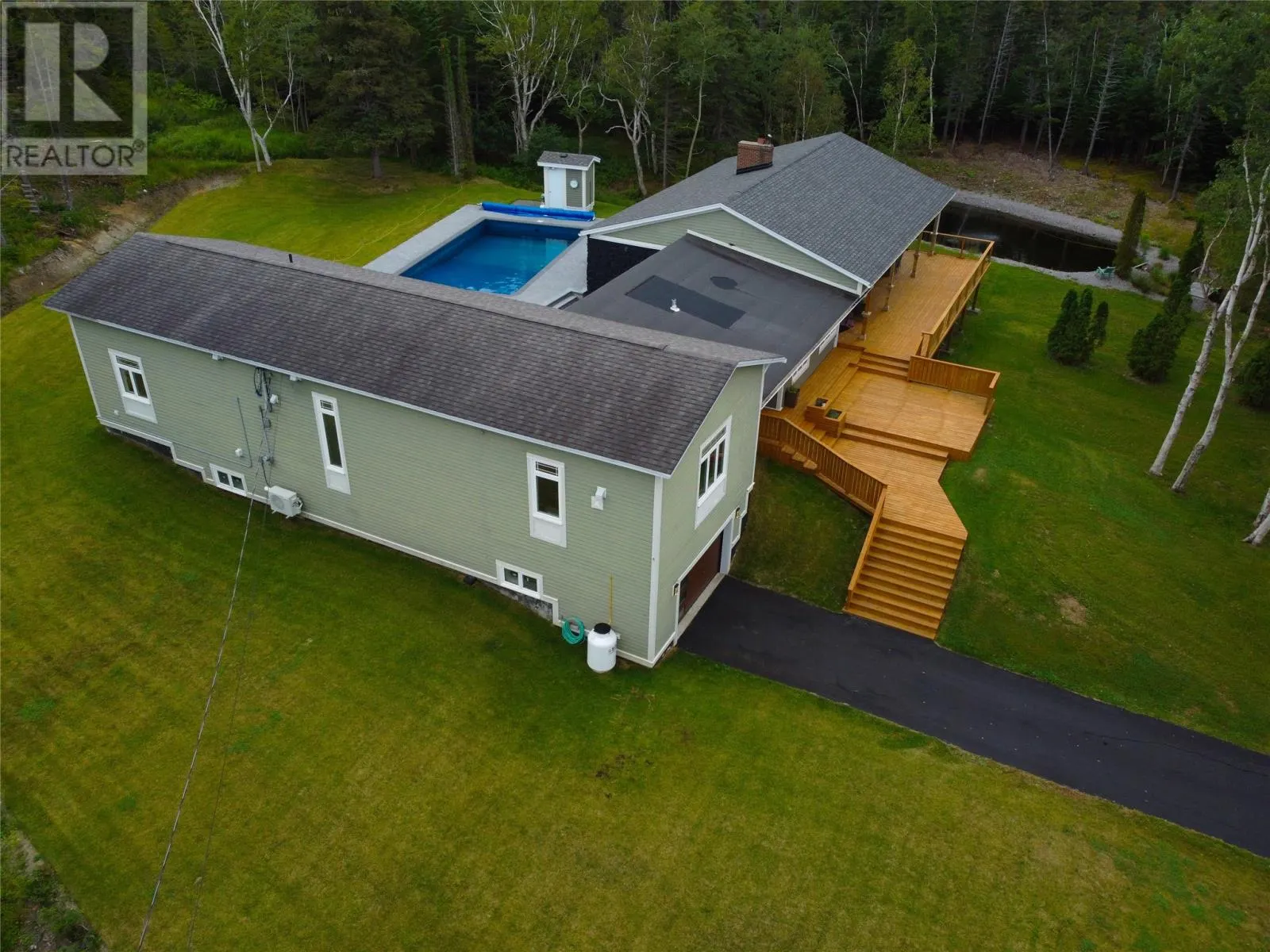 53 E Lawrence Pond Road
