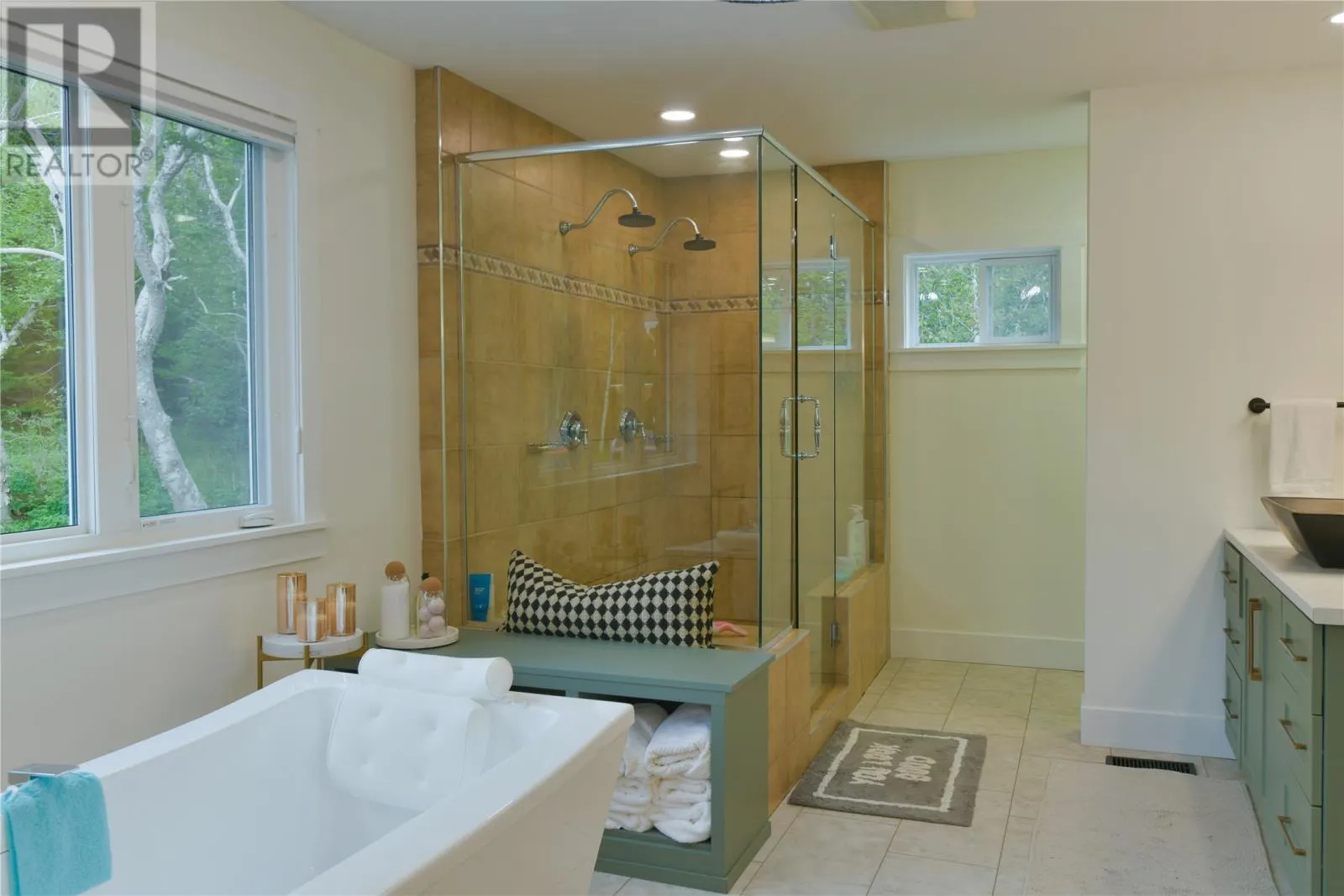 53 E Lawrence Pond Road