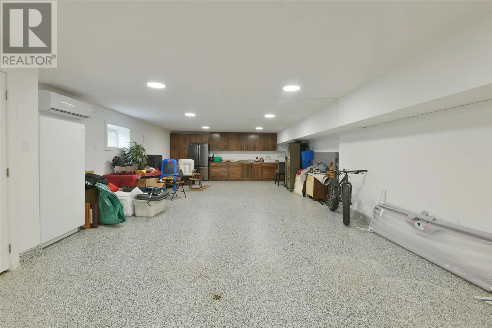 53 E Lawrence Pond Road
