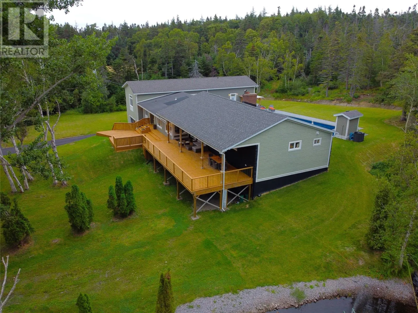 53 E Lawrence Pond Road