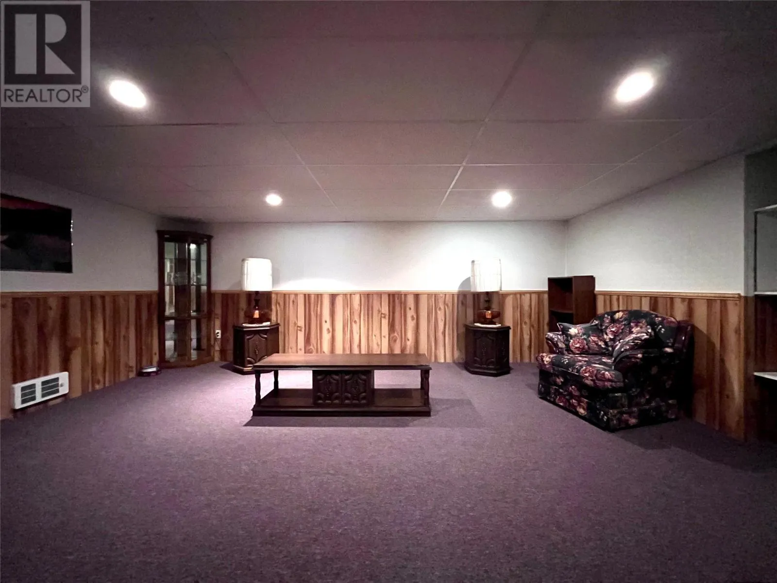 8 Evergreen Avenue