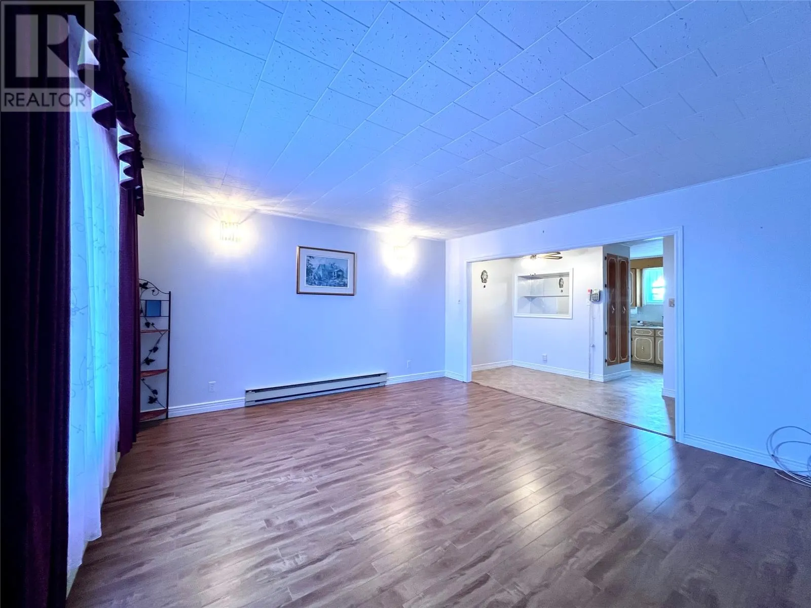 8 Evergreen Avenue