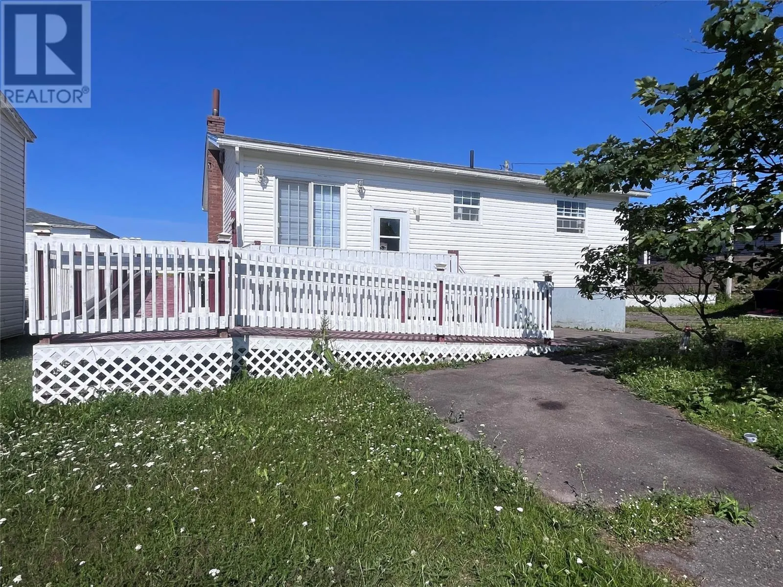 12 Edwin Street