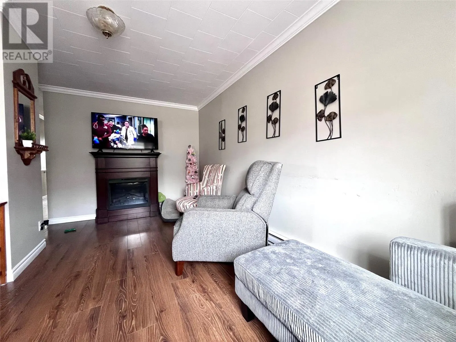 15 Bunkers Hill Road