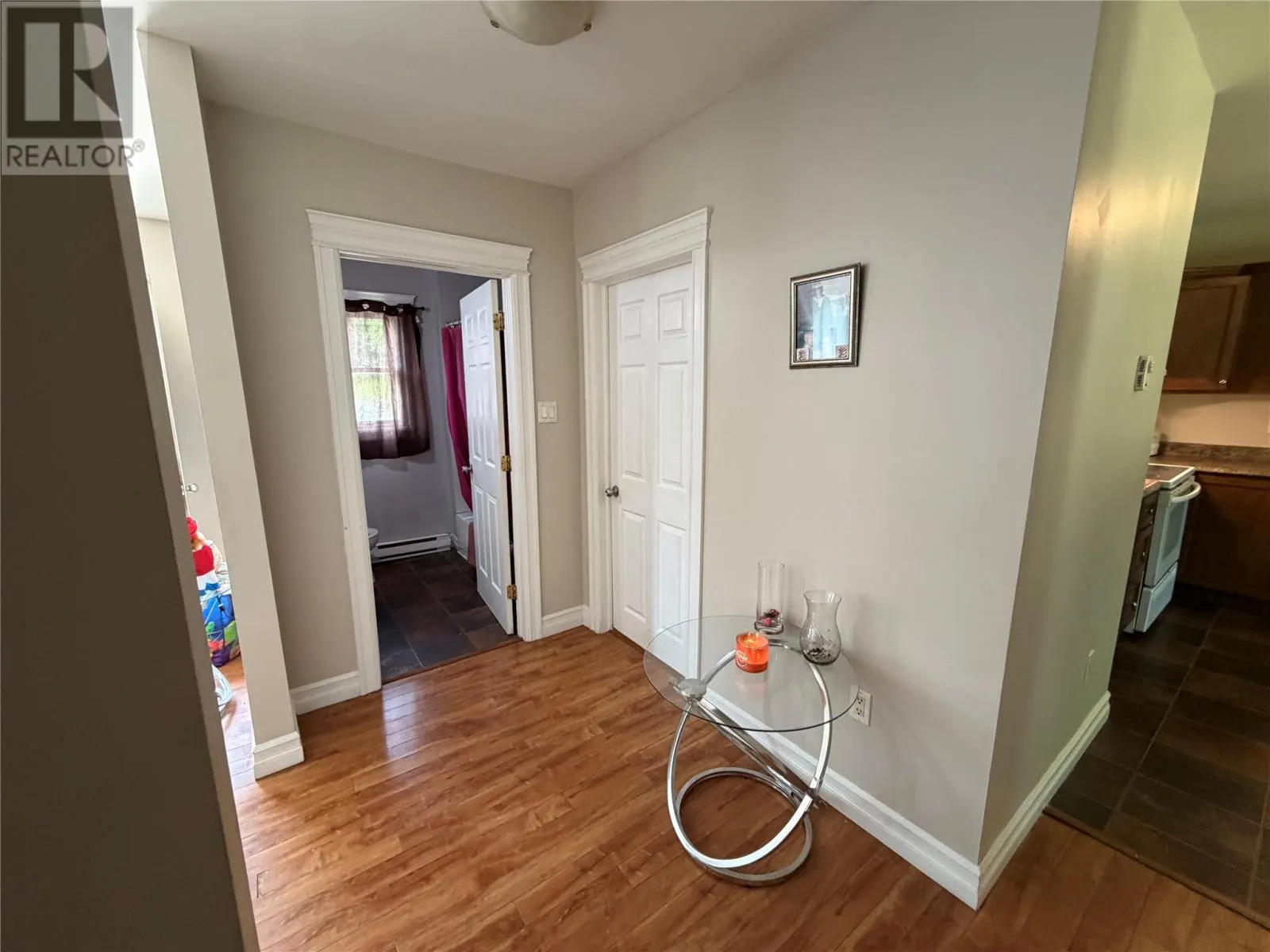 8 St Clare Avenue