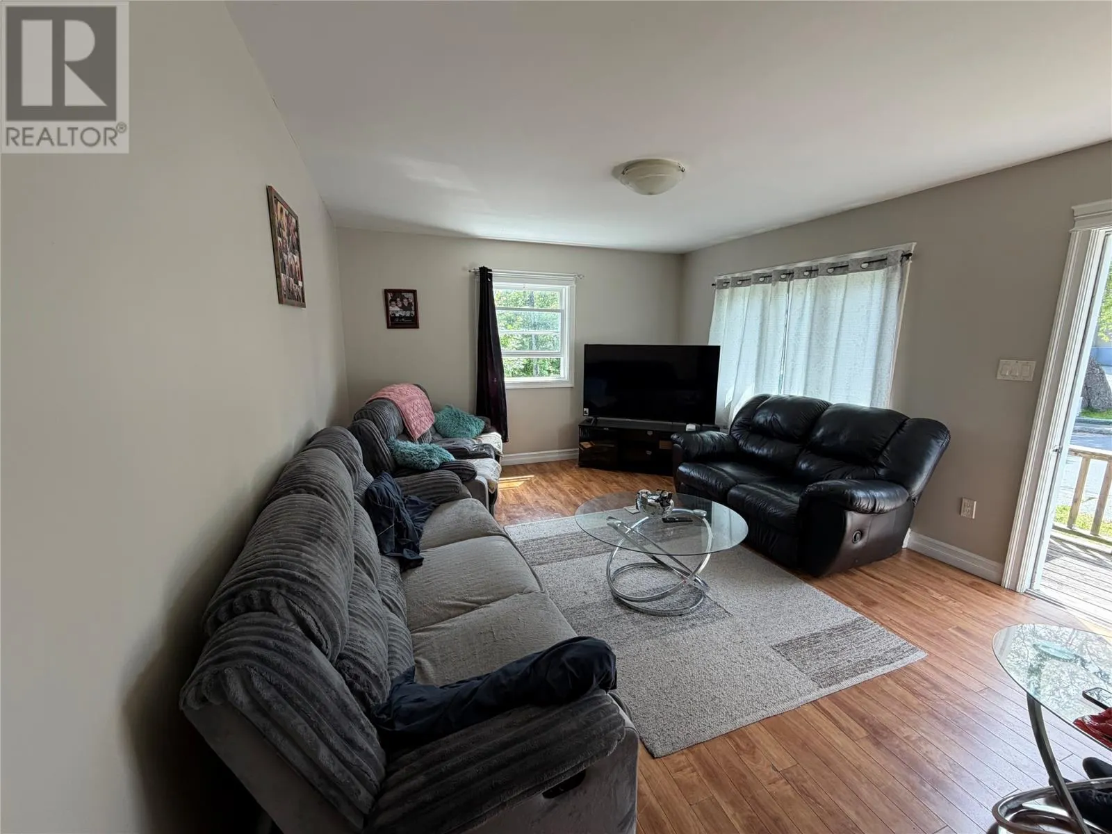 8 St Clare Avenue
