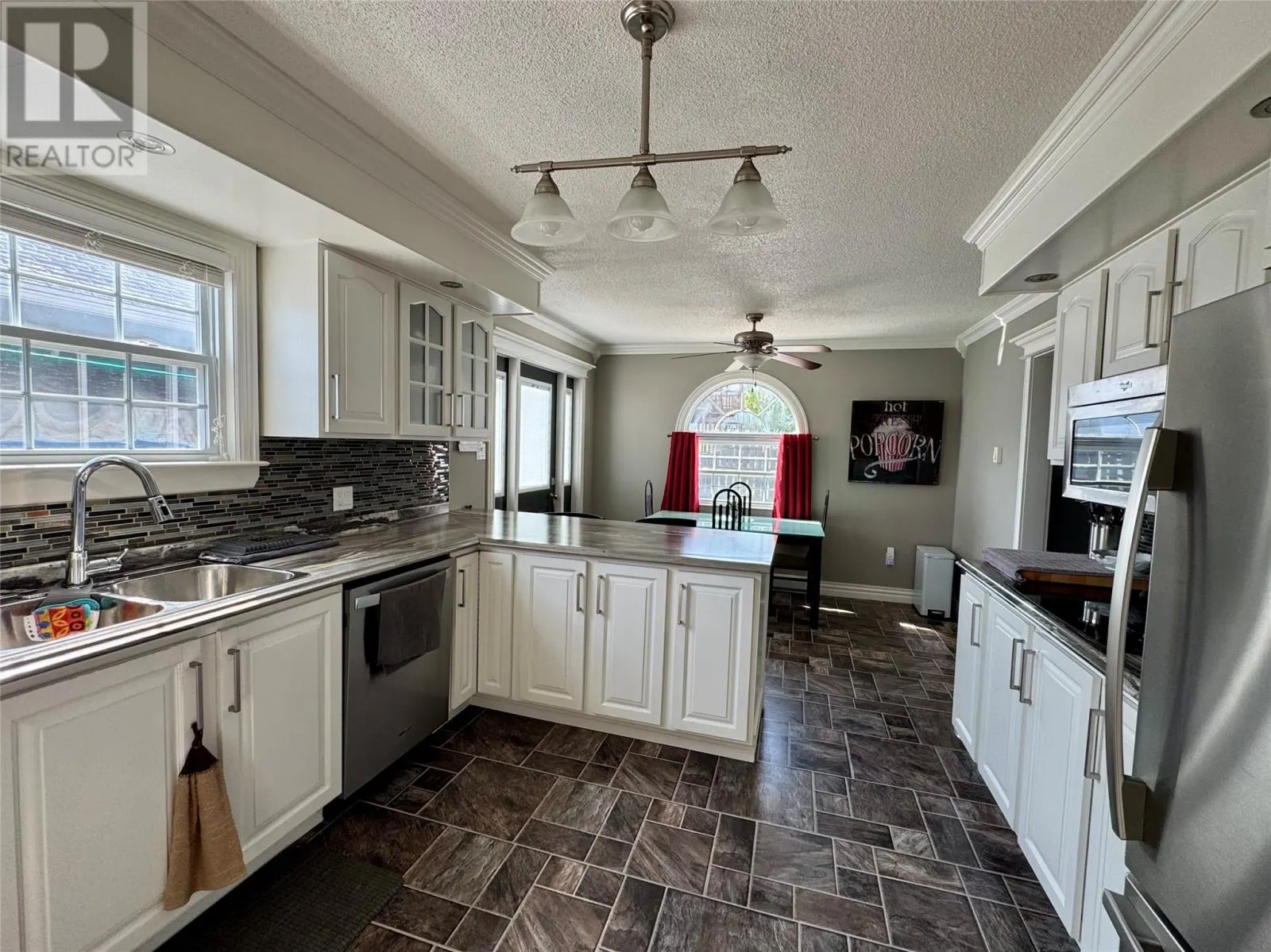 3 John Cabot Drive