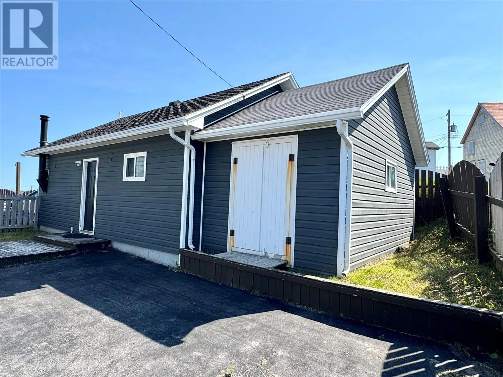 3 John Cabot Drive