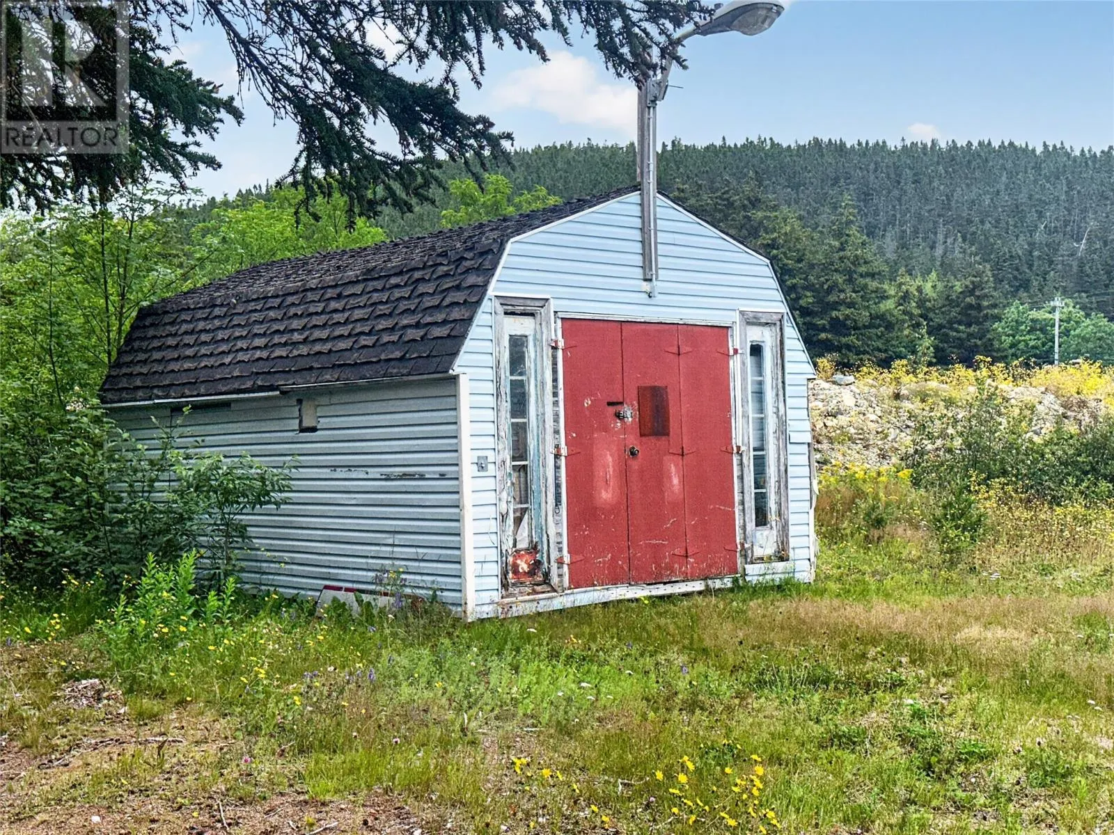 25 Wilsonville Avenue