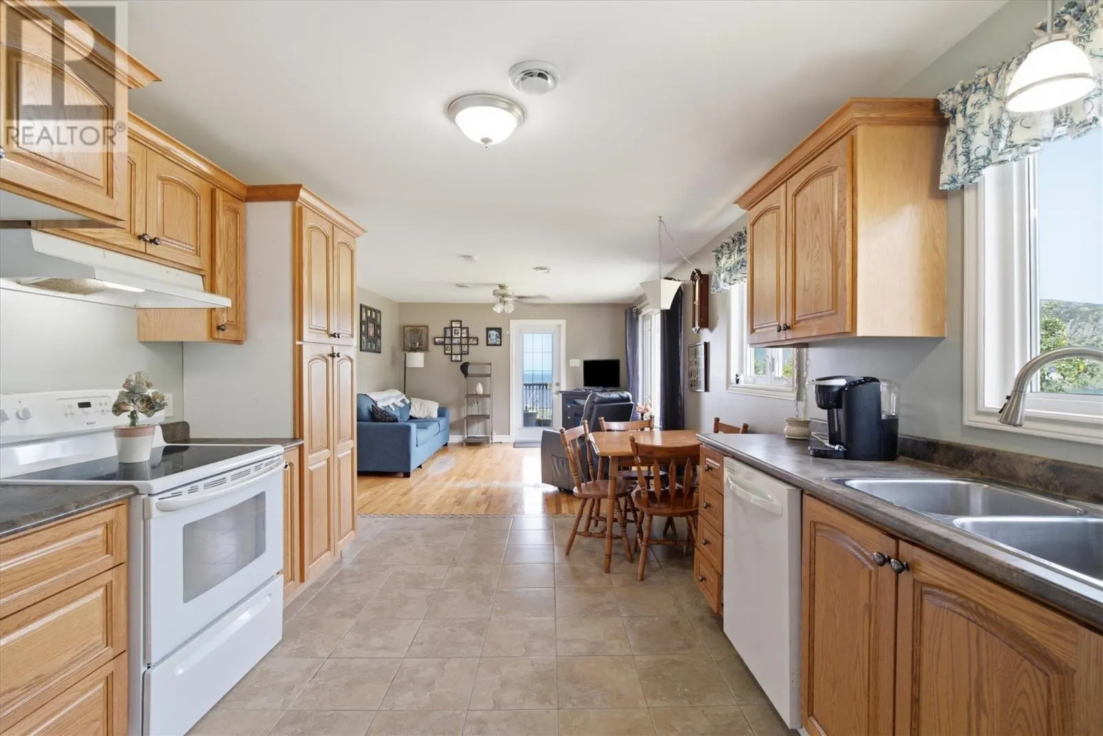 88 Beachy Cove Road
