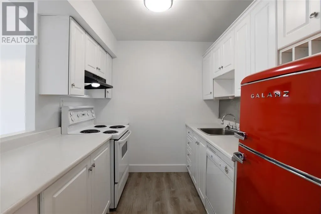 58 Pasadena Crescent Unit#310 #310