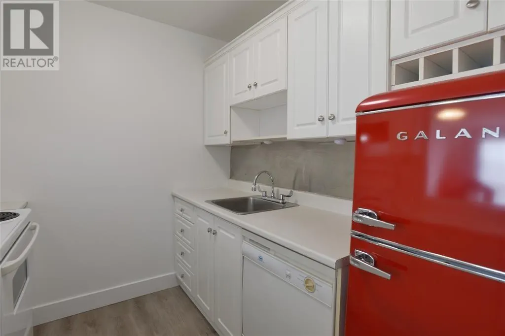 58 Pasadena Crescent Unit#310 #310
