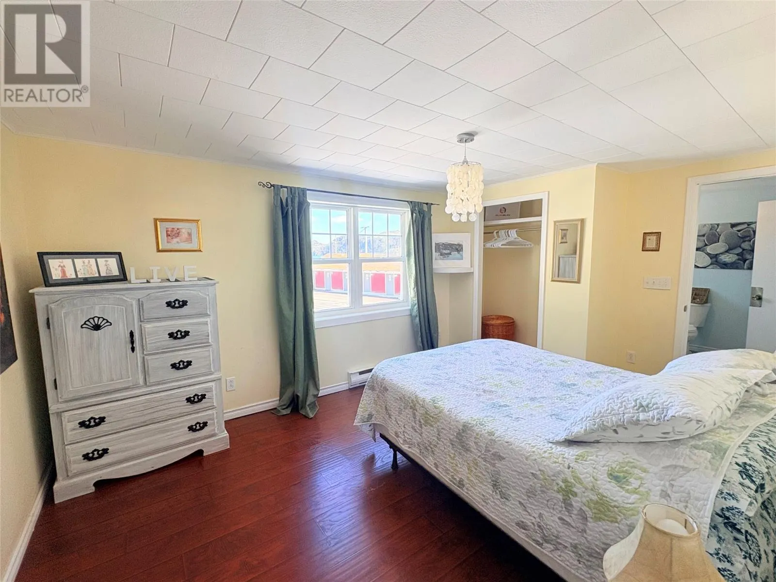 13-19 Bradshaw Place