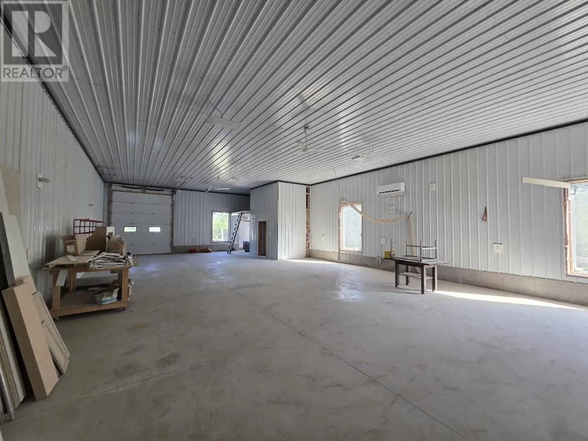 235 Pouch Cove Highway
