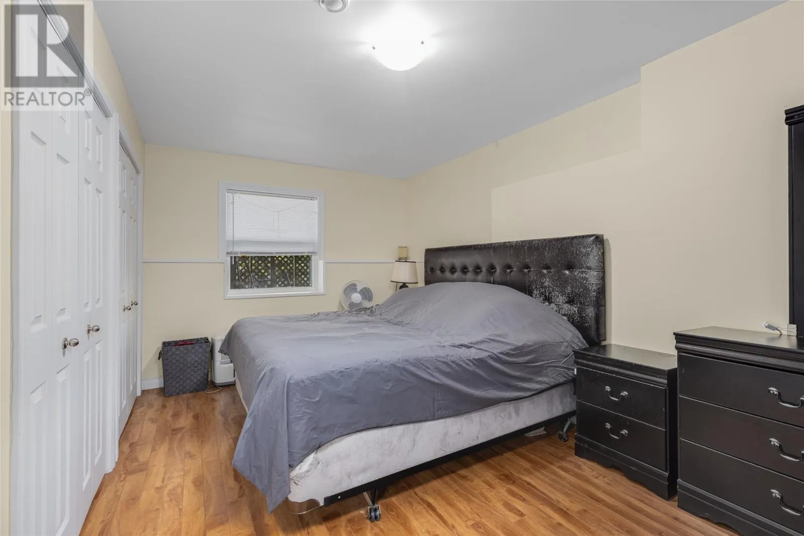 24 Meetinghouse Road