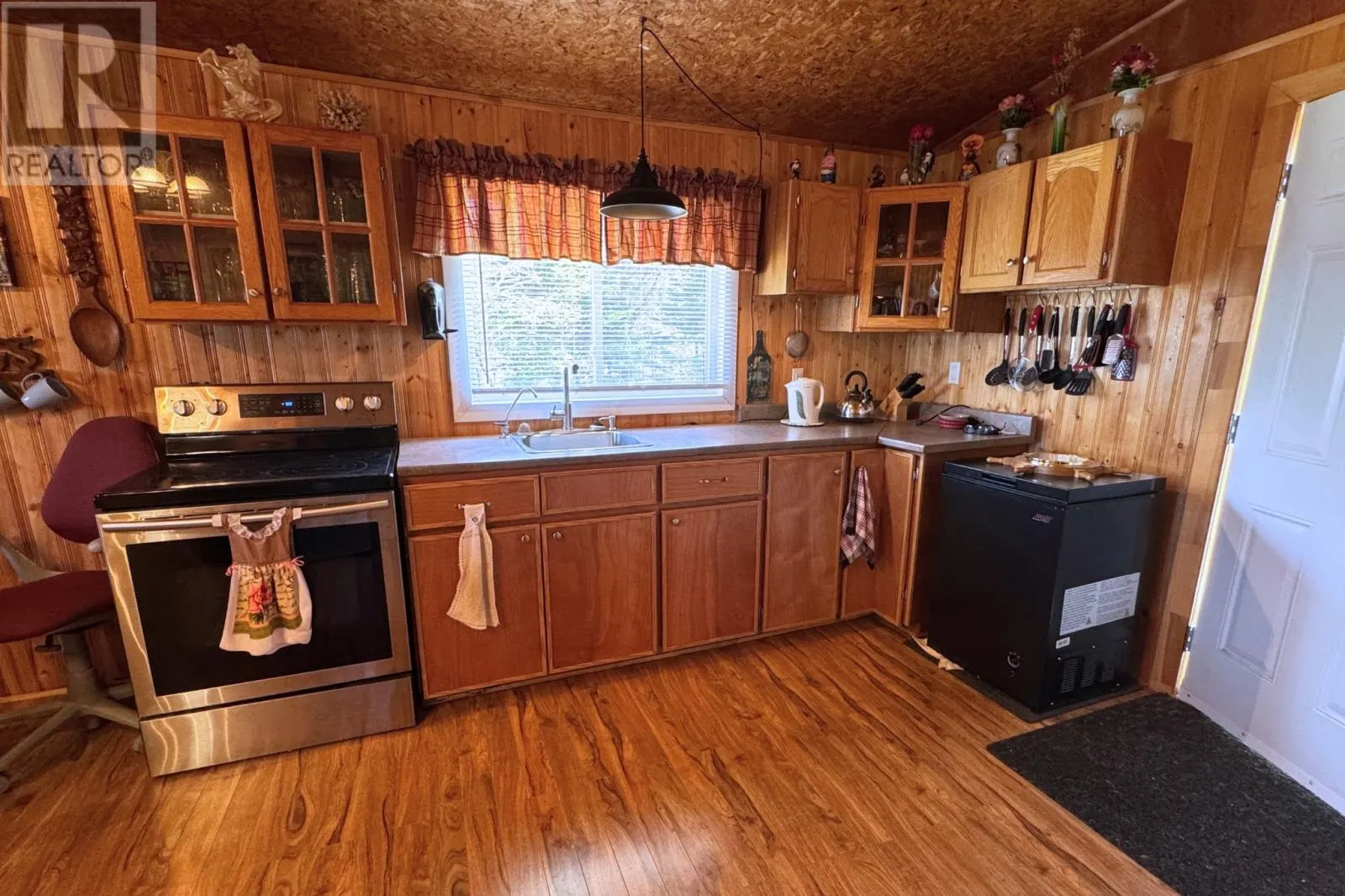 82 Mobile First Pond Road