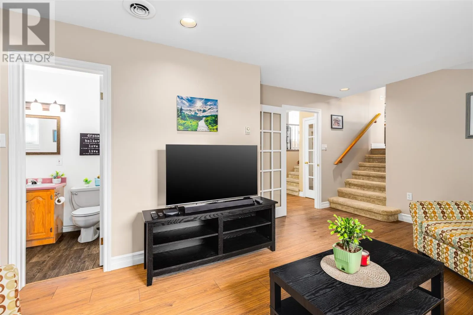 20 Sparrow Drive