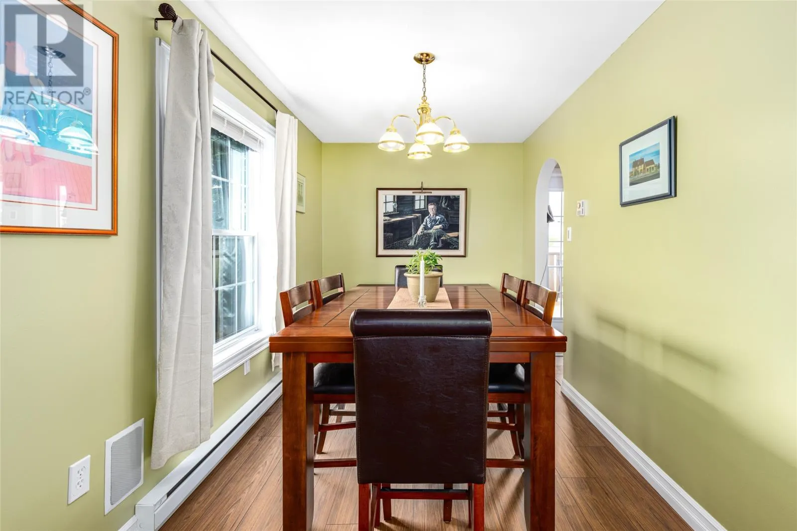 20 Sparrow Drive