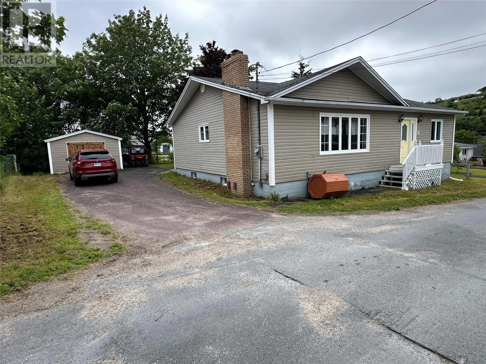 12 Cabot Street