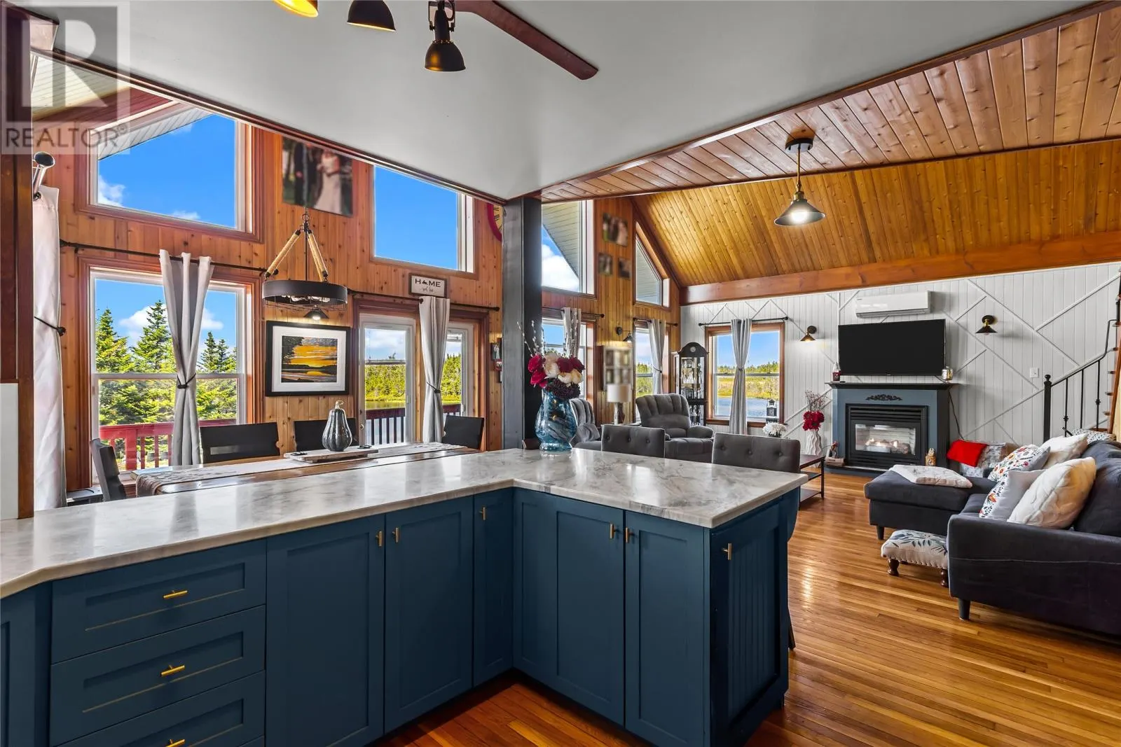 25A Deer Park Road